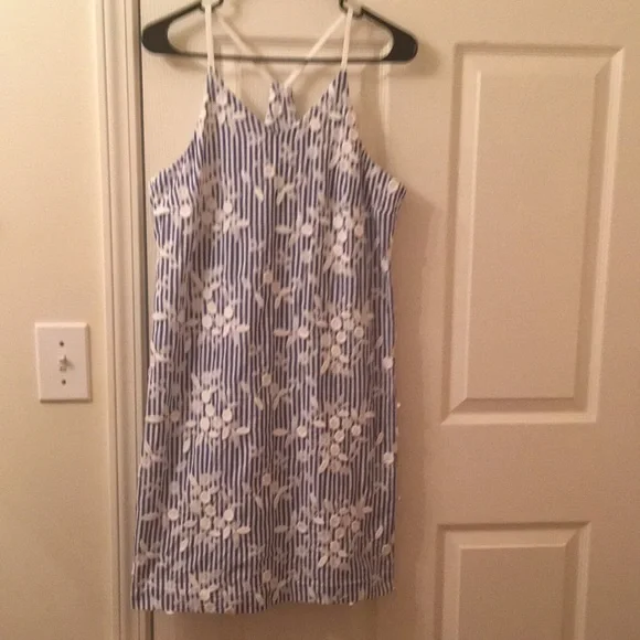 - - Anna Victoria Floral Dress - Picture 13 of 13